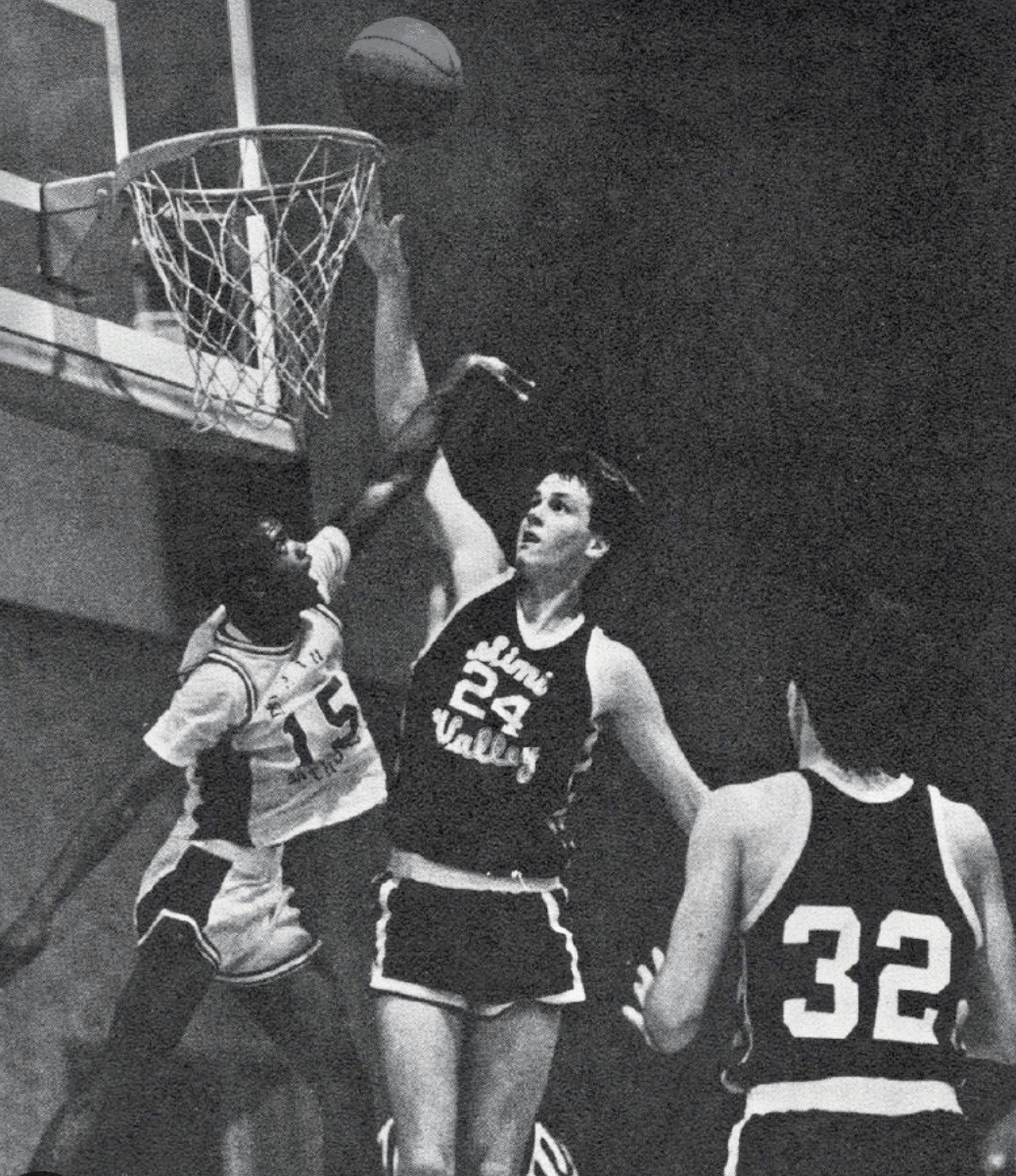 Don MacLean #24 action shot — Simi Valley